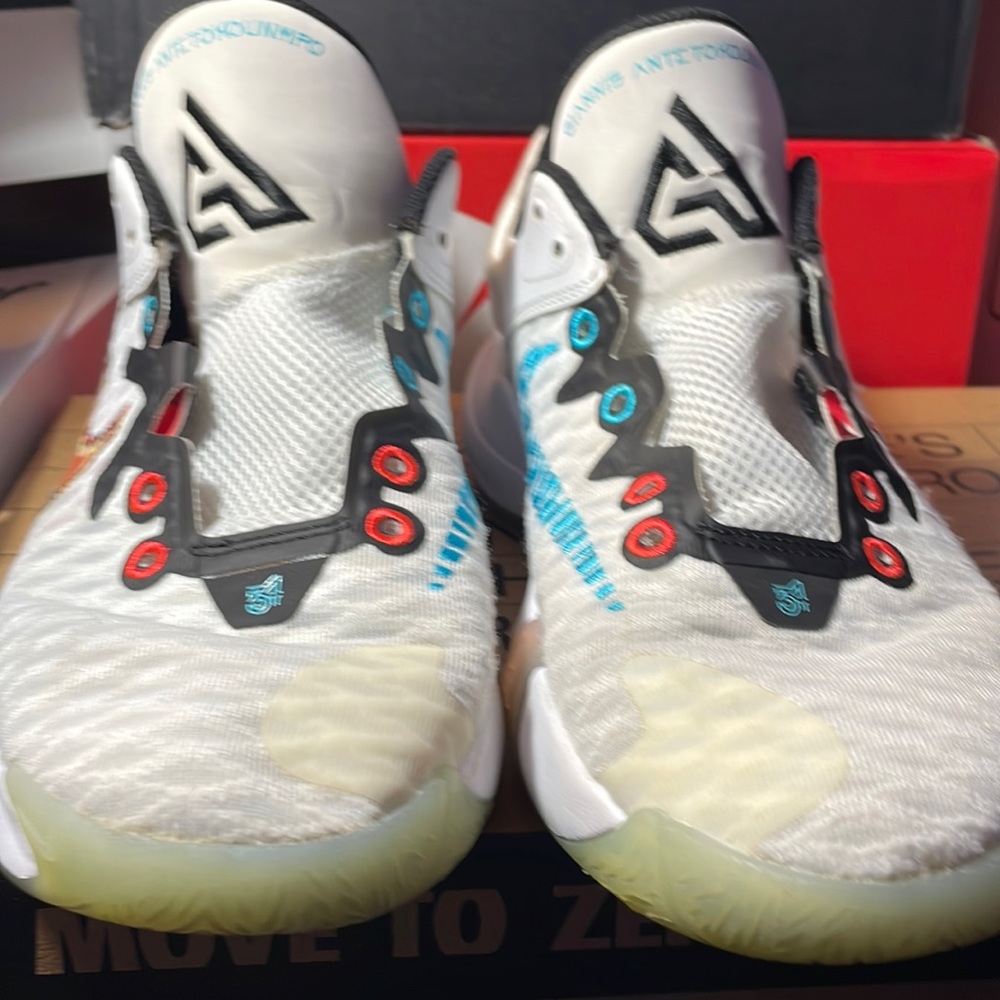 Giannis “Force Field” 7Y